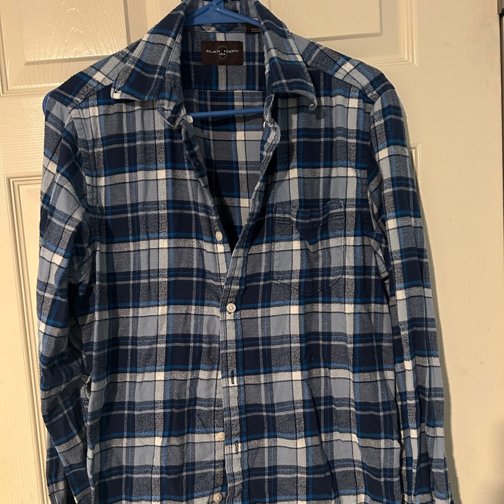 Women’s plaid shirt